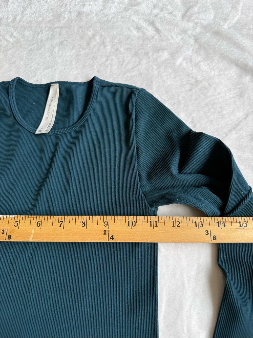 Babaton Teal Long-Sleeve Cropped Top - Picture 5 of 6